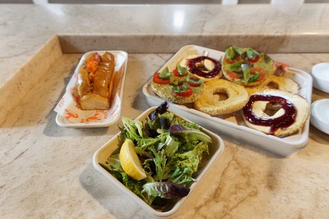 Sugarcane Trays & Lids